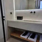 Stone Build With Private Pool 펜션