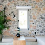 펜션 Stone Build With Private Pool *