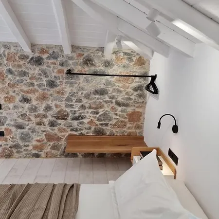 Holiday home Stone Build With Private Pool Kolios