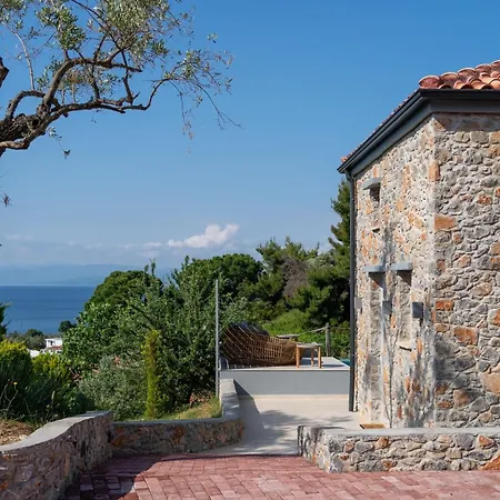 Holiday home Stone Build With Private Pool