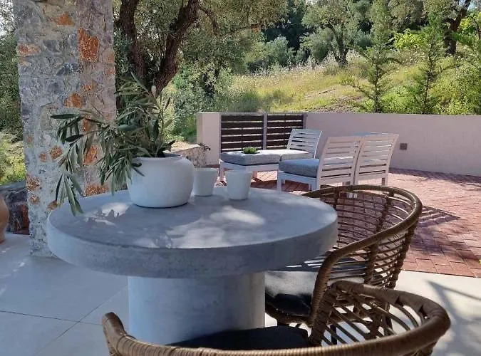 Holiday home Stone Build With Private Pool *