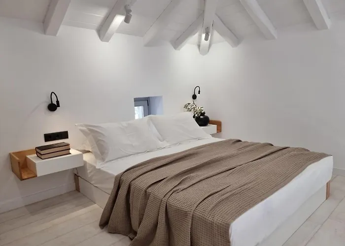 Holiday home Stone Build With Private Pool *