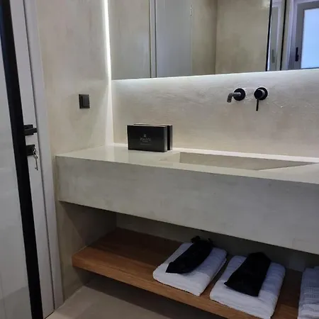 Stone Build With Private Pool Ferienhaus