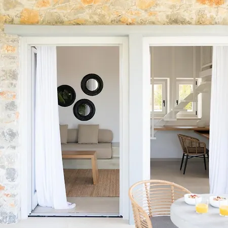 Stone Build With Private Pool Ferienhaus